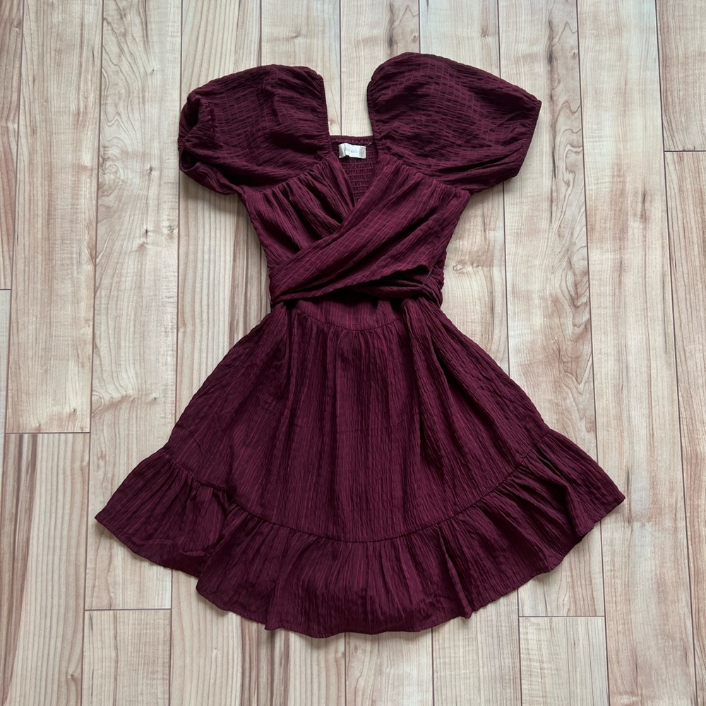 Puff sleeve dress
